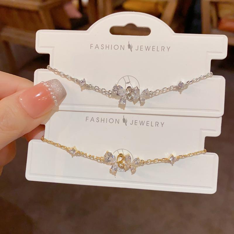 Elegante Bracciale a Farfalla in Zircone Francese per Donna - Design Semplice, Versatile ed Elegante