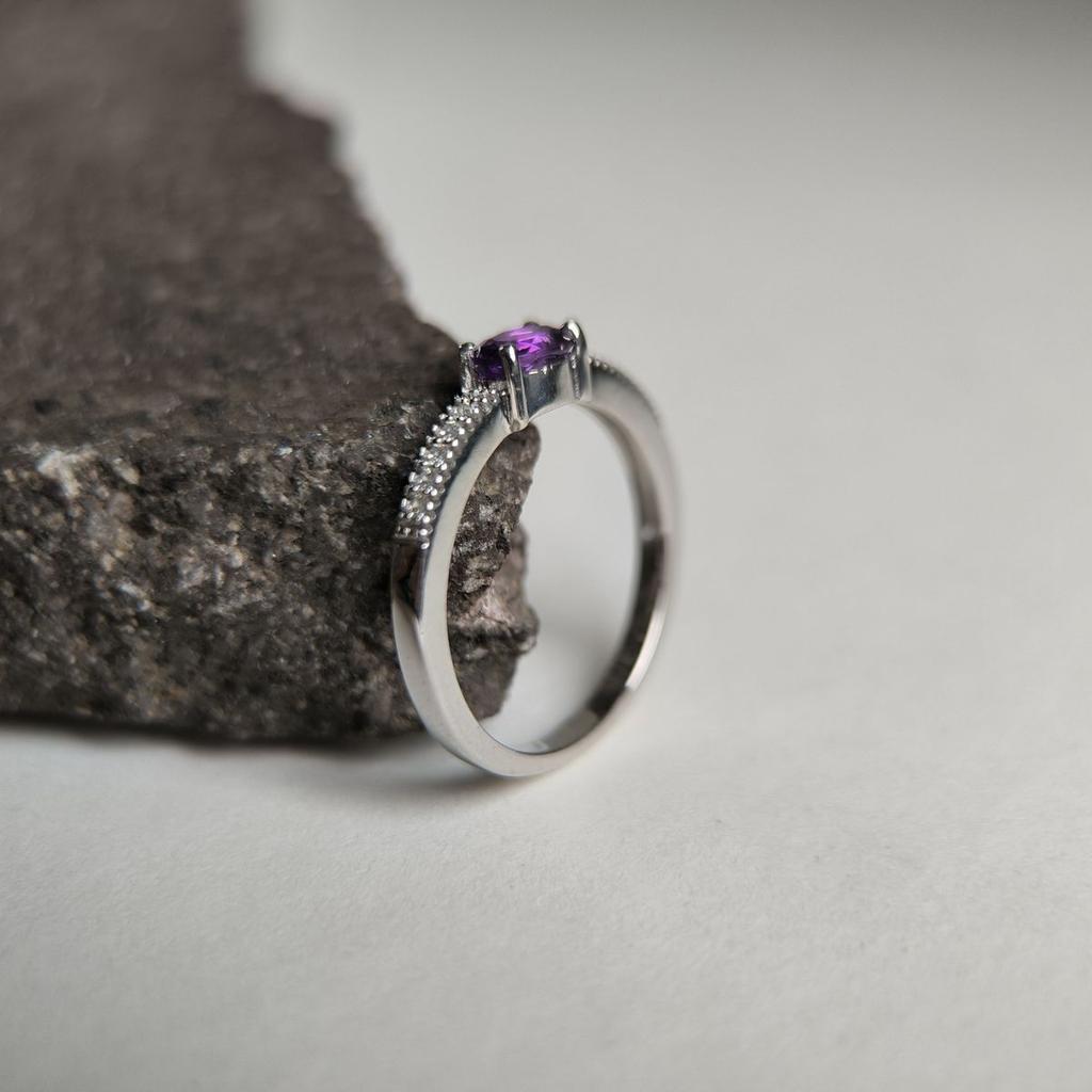Silver Ring with Natural Amethyst 0.477ct, Item Weight 1.93 G (2179306)