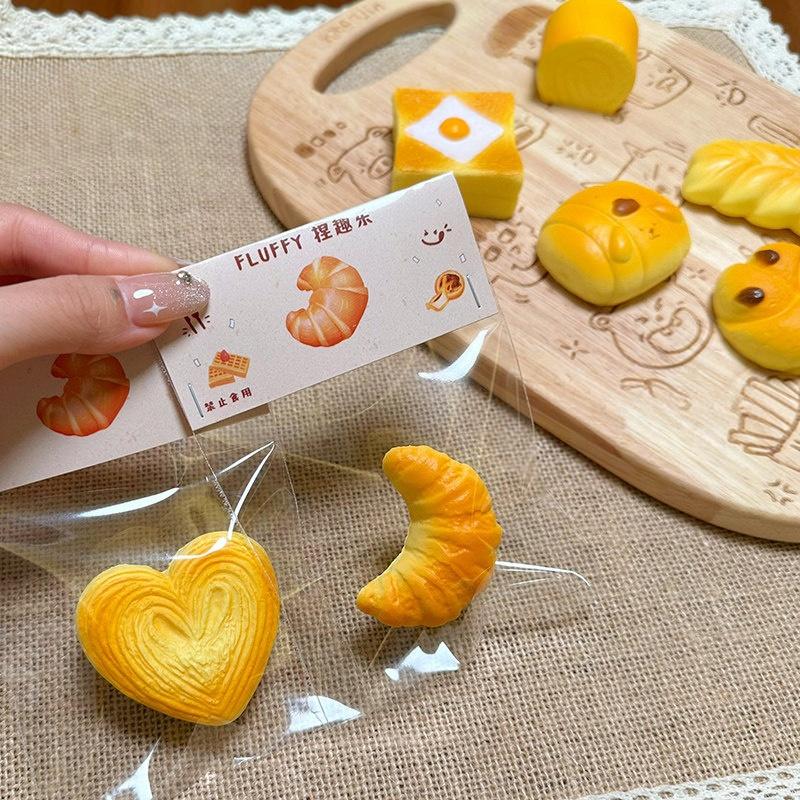 Bread Squishy Ornament Simulated Bread Accessories Soft  Nti-Stress Fidget Gifts Desk Accessories Funny Children'S Day Gift