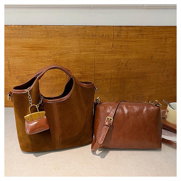 

Модна портативна сумка-кошик для овочів 2024, нова універсальна ретро-матова жіноча сумка-відро на одне плече коричневий