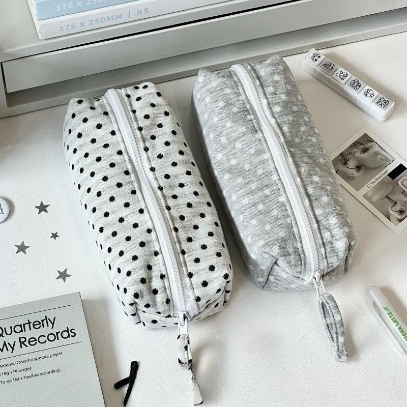 Ins Casual Style Polka Dot Pencil Case Large Capacity Korean Fashion Makeup Bag Portable Stationery Organizer for Students