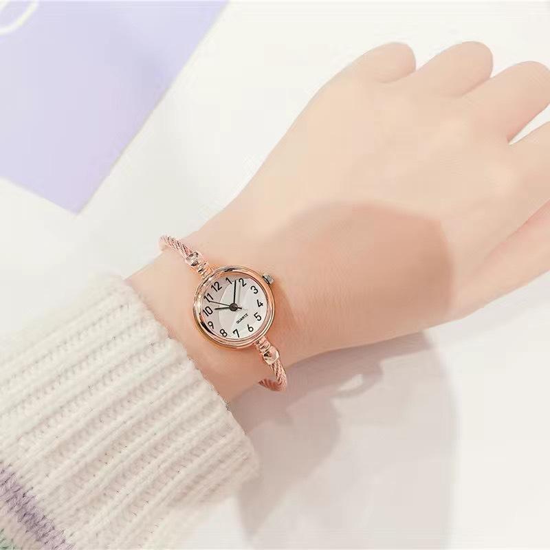 Women Bracelet Watch Small Gold Bangle Women Watches Stainless Steel Retro Ladies Quartz Wristwatch Clock Dress Watch