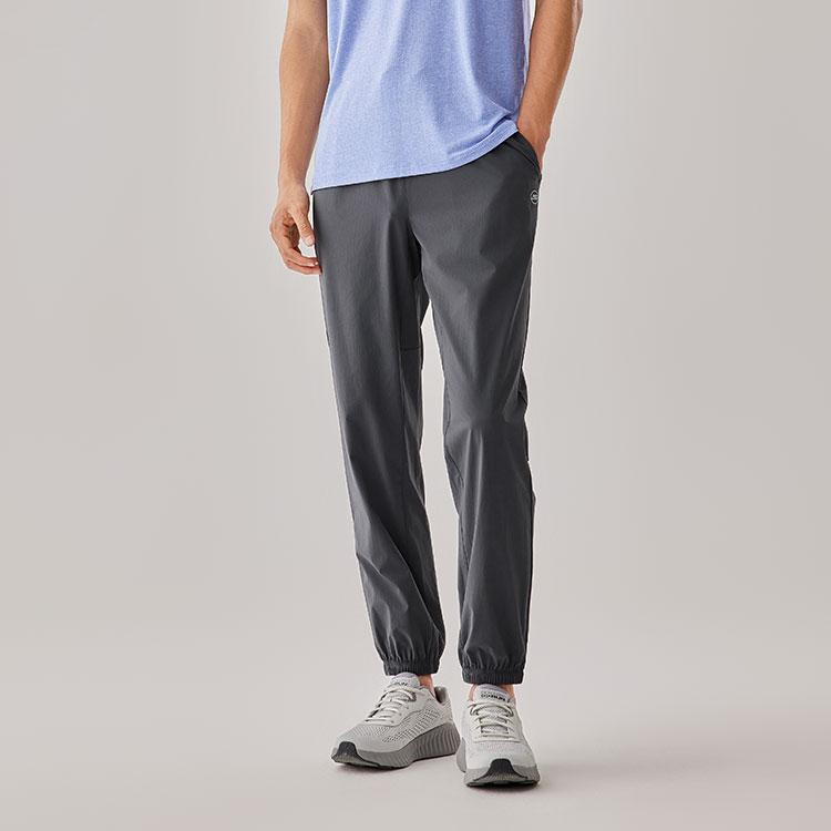 Skechers Godri Logo Moisture-Wicking Quick-Dry Woven Casual Pants Men bottoms Charcoal P225M104-000G