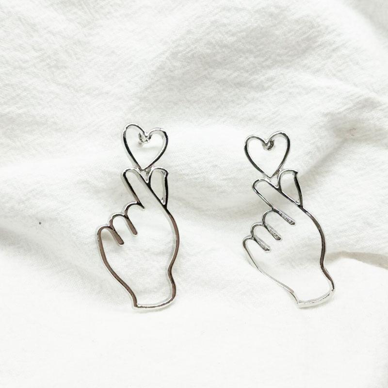 

Симпатичні висячі сережки для пірсингу з ручкою кохання, порожнисті довгі сережки з китицями в формі серця срібний