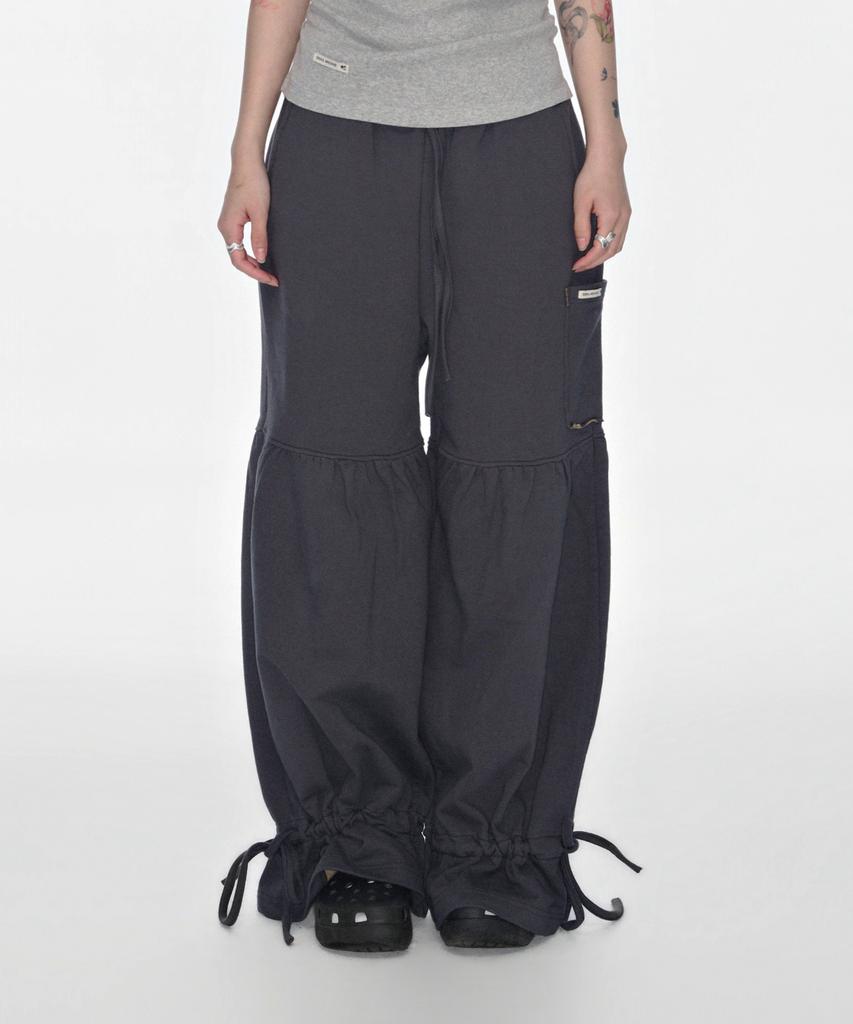 Soheul Leg Tunnel Flare Pants (Charcoal)