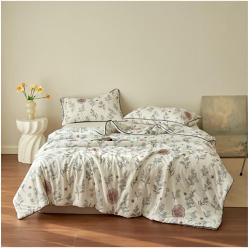 

Mulanshi French Romance Print Summer Quilt