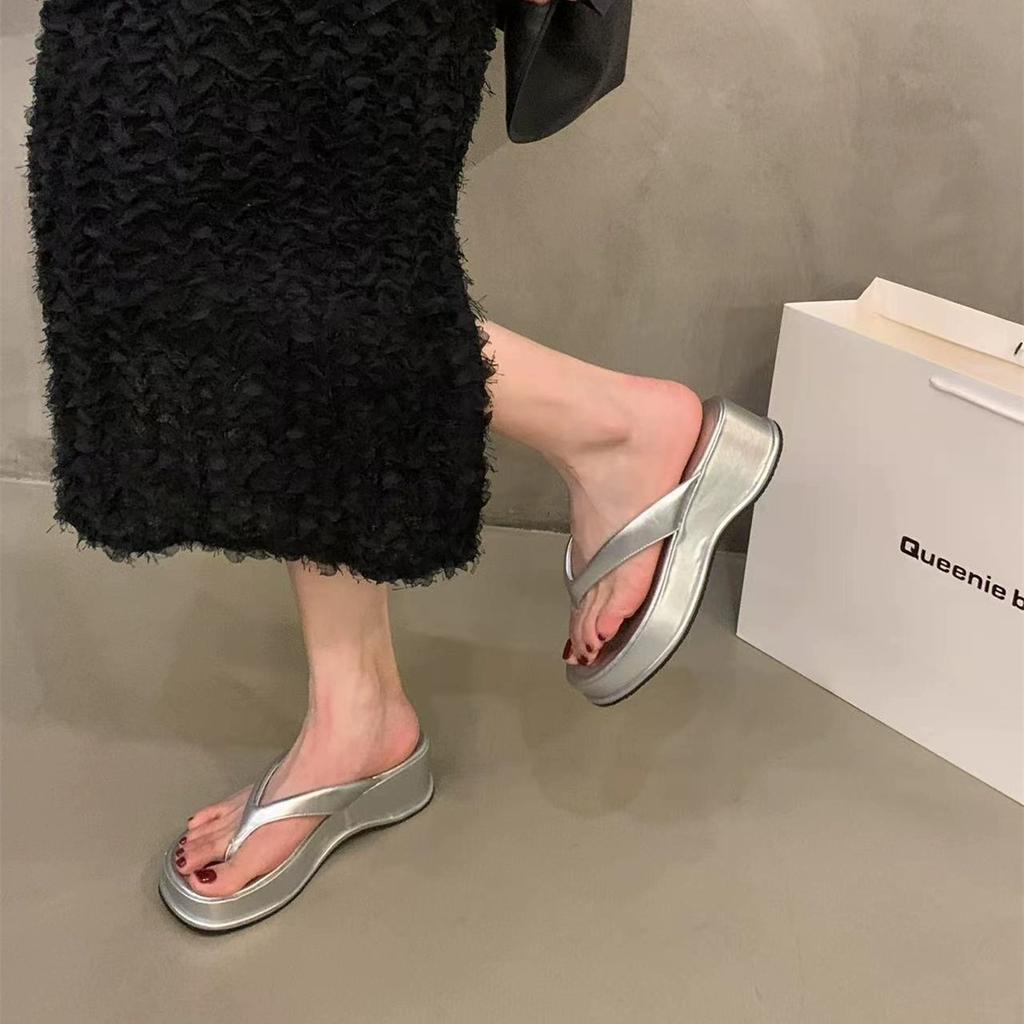 Wedge Heel High Heel Silver Pinch Flip-flop Shoes Women's Shoes Outer Wear 2025 Summer Platform Heightening Shoes Sandals