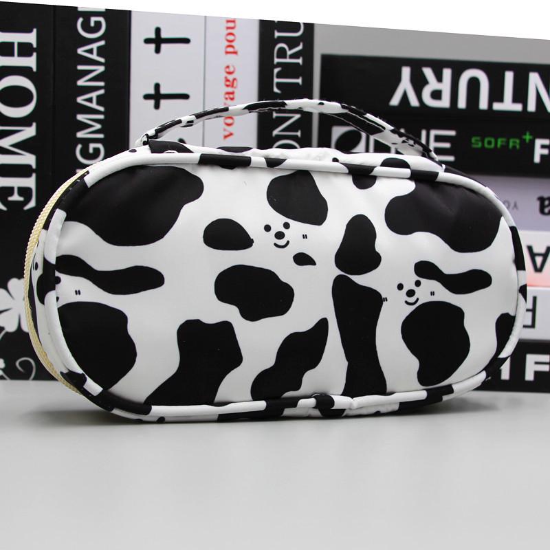 

Black & White Plaid Large Capacity Student Pencil Case