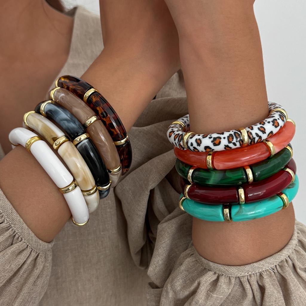 Modischer Stil Verschmierter Harz-Ellenbogen-Elastikarmband, Design-Sinn Leopardenmuster Bambusarmband Armband