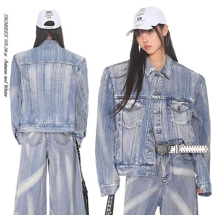 

Classic Washed Denim Jacket: Loose Fit, Pocket Lapel, Long Sleeve, Single Breasted, High-End Design. 2XL