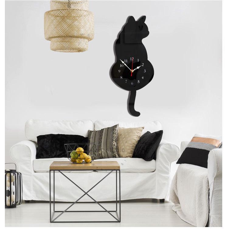 Cartoon Kitten Tail-Wagging Wall Clock for Children's Room and Living Room Decor
