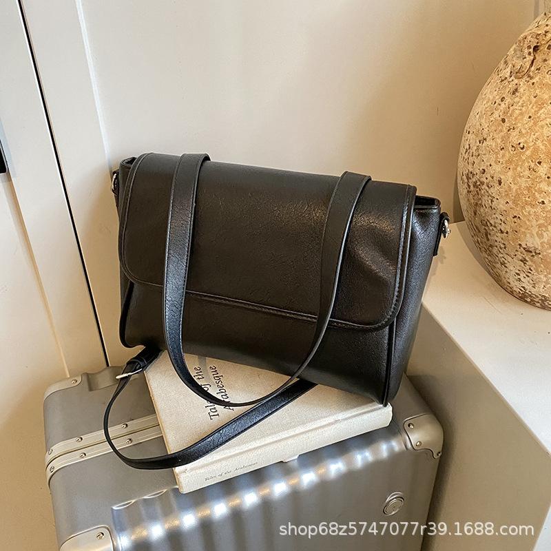 High-end fashion and versatile underarm bag women's 2025 new explosive shoulder bag large-capacity crossbody bag