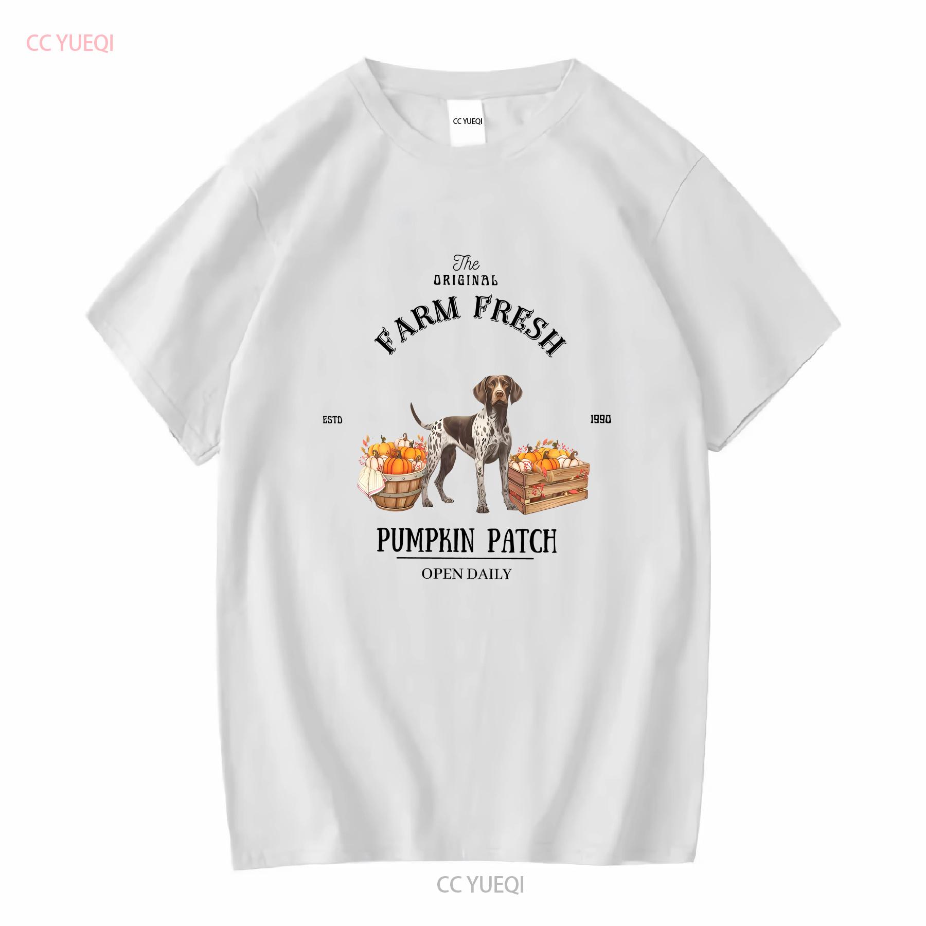 

Тыквенная ферма Немецкий короткошерстный пойнтер футболка короткий рукав подарки ГСП Собака длинный или короткий рукав винтаж Выстиранный графический Унисекс M белый