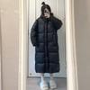 Schwarzer gesteppter Damen-Winter-Neuheit mit Kapuze, locker, über dem Knie, verdickt, warm, langer gesteppter Baumwollmantel Damen