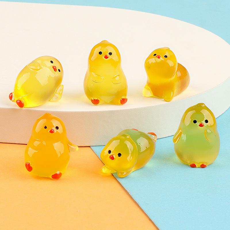 Glow-in-the-Dark Chick Mini Resin Luminous Chicken Ornament Statue Miniature Landscape Garden DIY Decoration