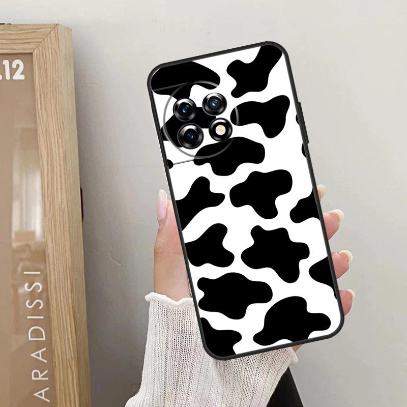 White Black Cow Print Case For OnePlus Nord CE 5 2 3 4 Lite N20 N30 OnePlus 15 13 12 10 R 13T 10T 11 9 10 Pro Cover