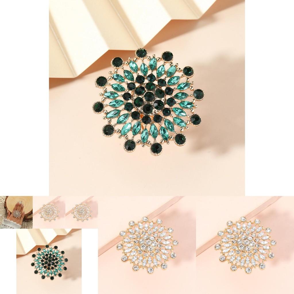 Vintage French Style Creative Exaggerated Eco-friendly Alloy Ring With Floral Design