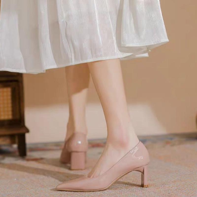 

Fashion Autumn New Coarse Heel Shoes Women s Fashion Pointy Shallow Mouth Non-slip and Wear-resistant Slip-on High Heels 35