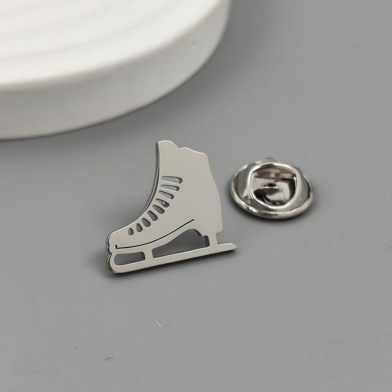 Crazy Roller Skating Brooch Cufflinks European American Movies Retro Shoe Styling Personalized Accessories 14k