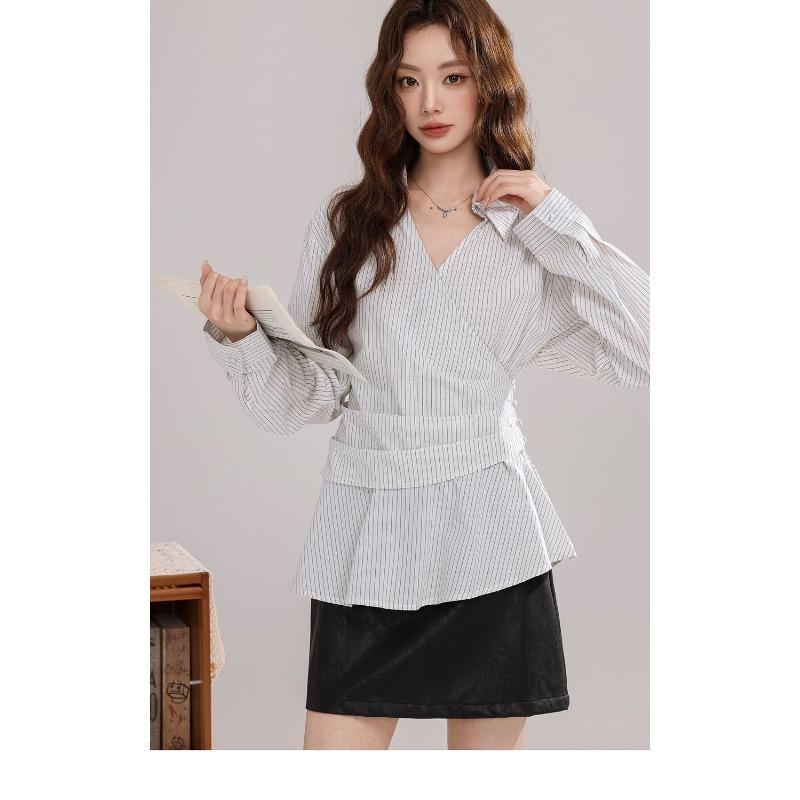 Autumn New Style French V-neck Striped Shirt Women's Waist Long-sleeved Skirt Top