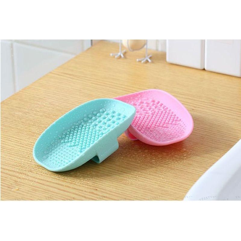 Lazy Corner - Makeup Brush Cleaning Tool