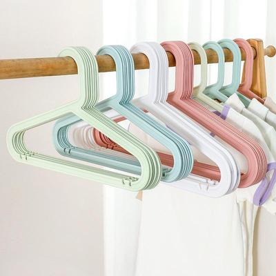 Prodotti per il bucato – Grucce e appendini