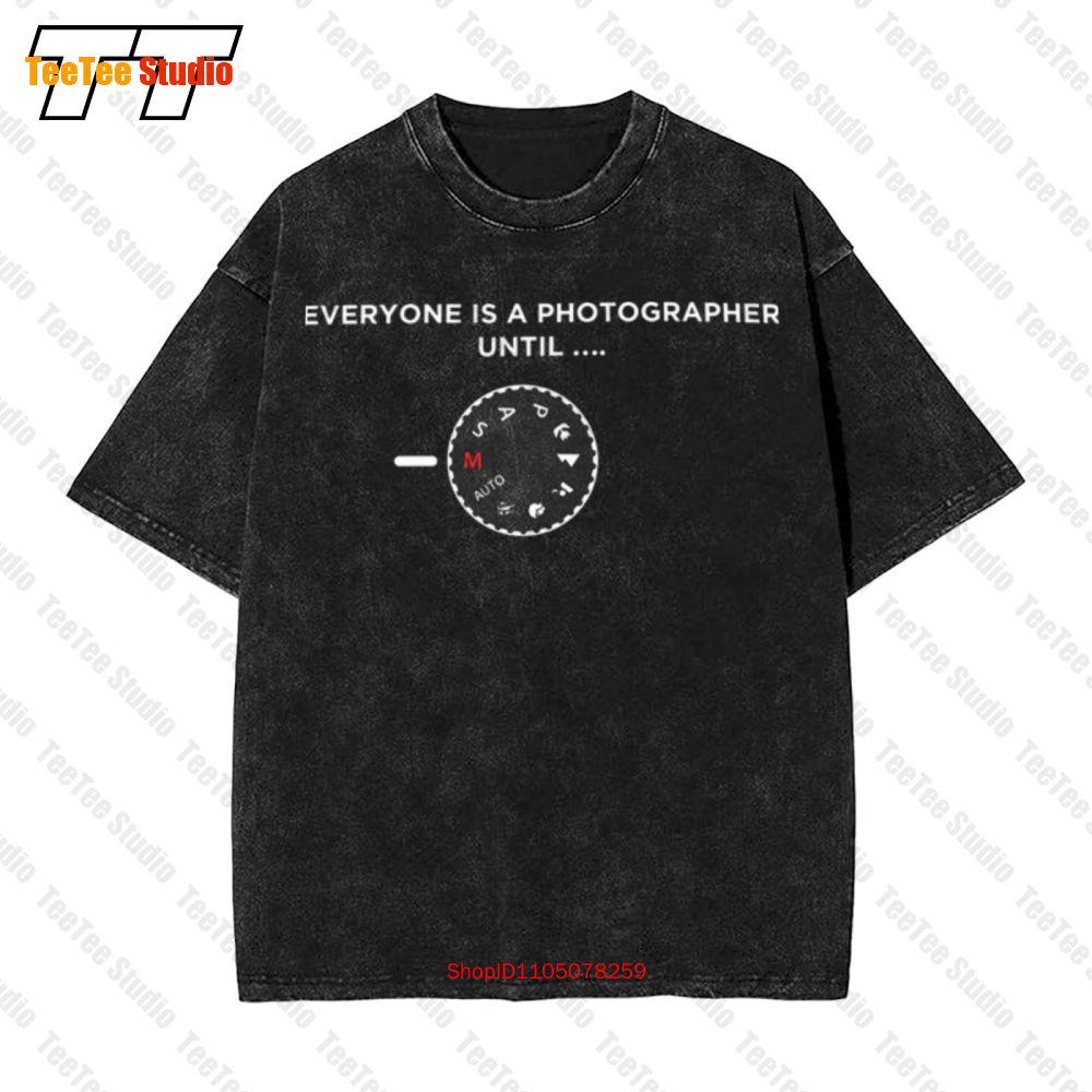 Everyone Is A Photographer Vintage Oversized TShirt OESX S
