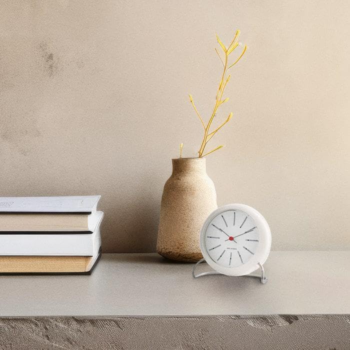 Arne Jacobsen Clock Table clock Bankers 11cm white AJ43675