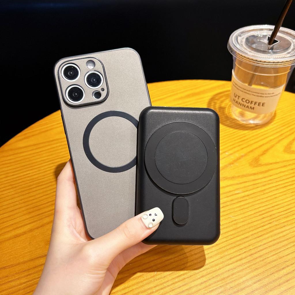 Magnetic Attraction for IPhone15promax, Anti-drop Apple 14 Simple Business Retro Phone Case