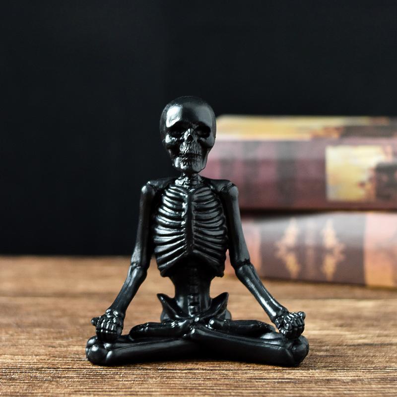 Halloween Skull Set Decoration for Home Courtyard Design A White Skull Decoration with A Terrifying Atmosphere