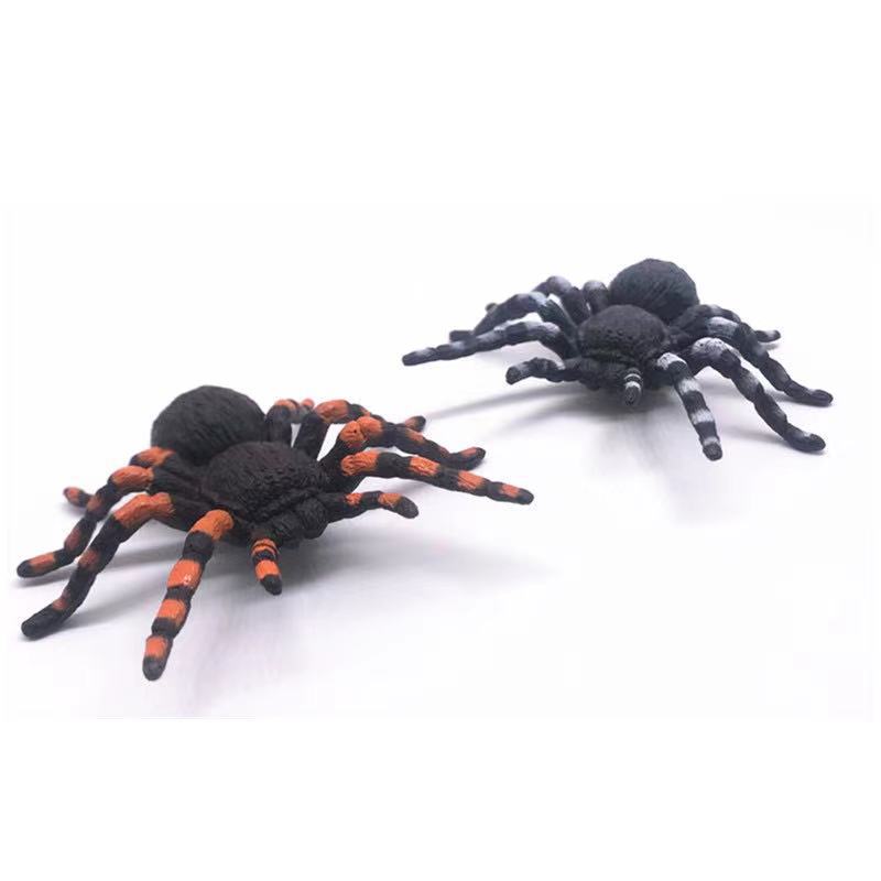 1PCS Plastic Simulation Big Spider Insects Model Toys Prank Tricky Scary Toys Halloween Decoration Props Children's Model Toys
