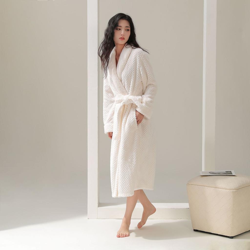 GMXIA Coral Fleece Couple Bathrobes for Women In Autumn and Winter, Long Thickened Fleece Pajamas, Flannel Warm Bathrobes for Winter