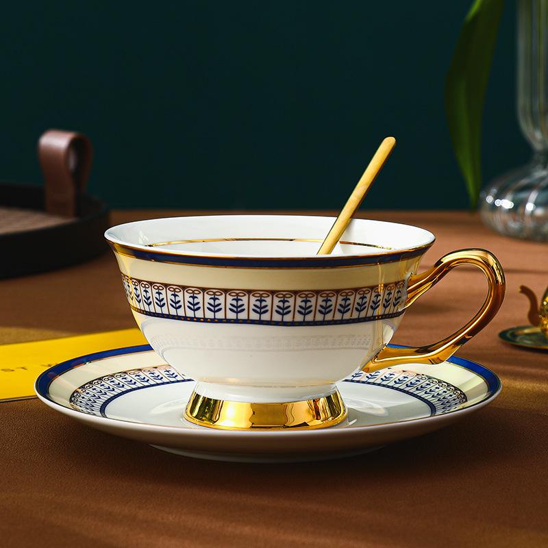 British style European ceramic bone china coffee cup and saucer set, premium British afternoon tea set, tea cup gift box 220ml