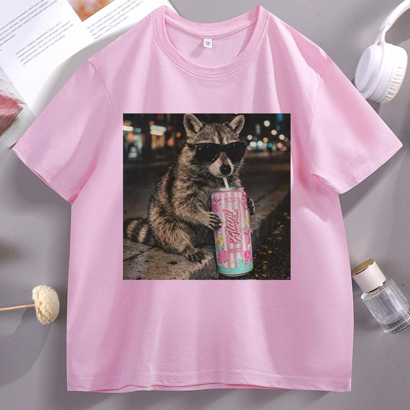 Raccoon Candy Drink Graphic Tee Fun Animal Lover T Shirt Vintage Raccoons Unisexs Short Sleeve Round Neck Pritned Tshirt