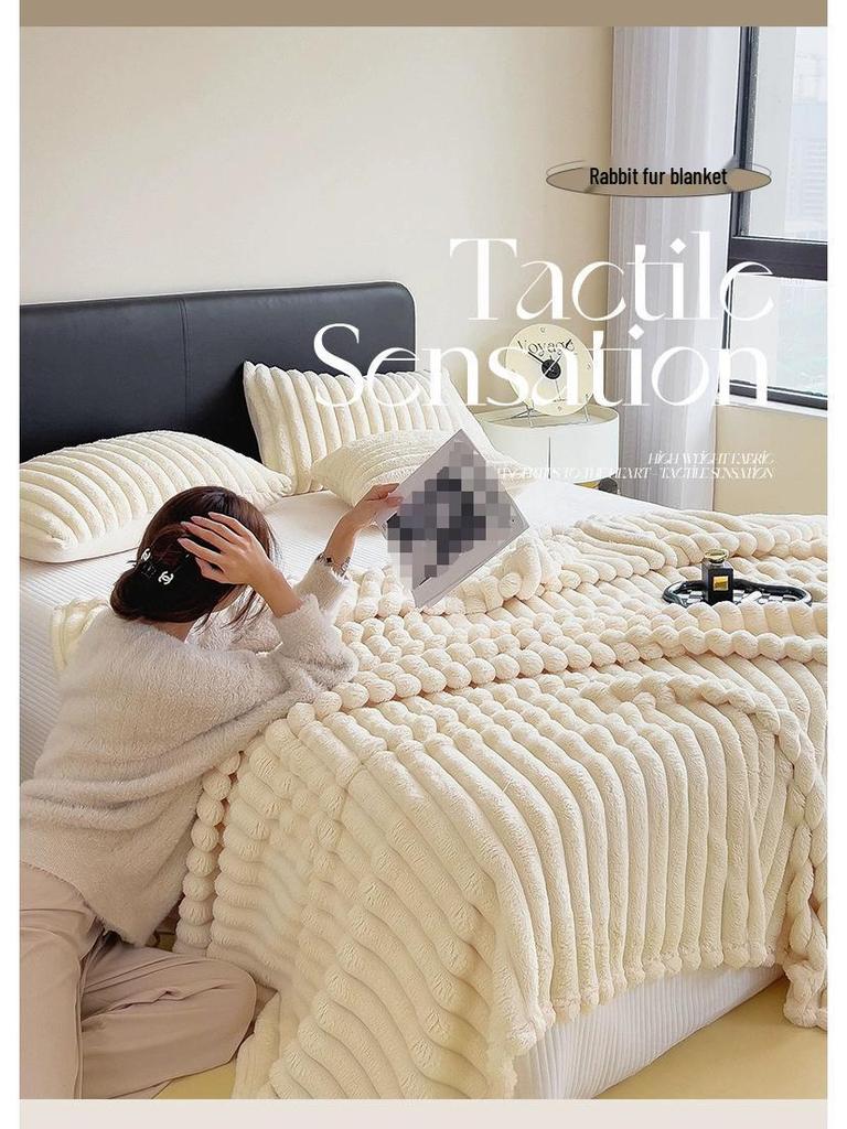 Kaninchenfell-ähnliche Fleecedecke: Multifunktionale Nickerchen-, Sommerdecke, Sofa- & Autoschutzdecke