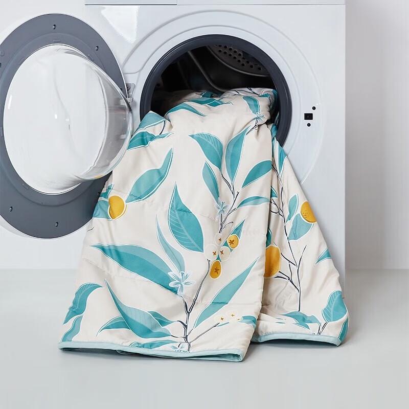 LUOLAI Summer Quilt
