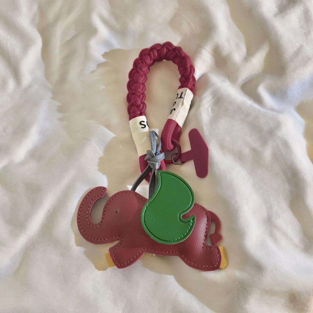 Flying Wings Elephant Keychain Animal Pendant Bag Charm Trendy Key Chain Holder  Car Accessories