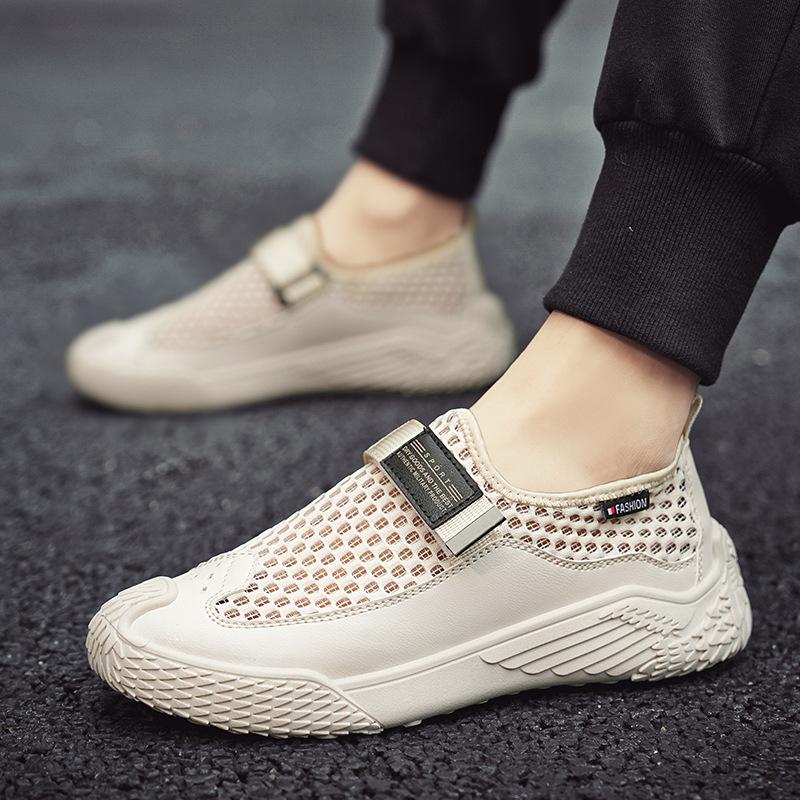 Breathable mesh shoes summer new Velcro foot lazy shoes sports leisure Hong Kong style street shoes 39