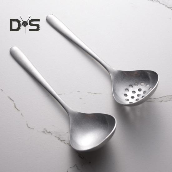 Retro Hotpot Schaumlöffel Suppenkelle zum Kochen Edelstahl Schlitzlöffel Sieb Sieb Schaufel für Zuhause Restaurant Küche Kochgeschirr Utensil