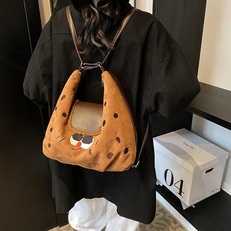 Large capacity retro shoulder tote bag women's new casual backpack niche work travel commuter bag