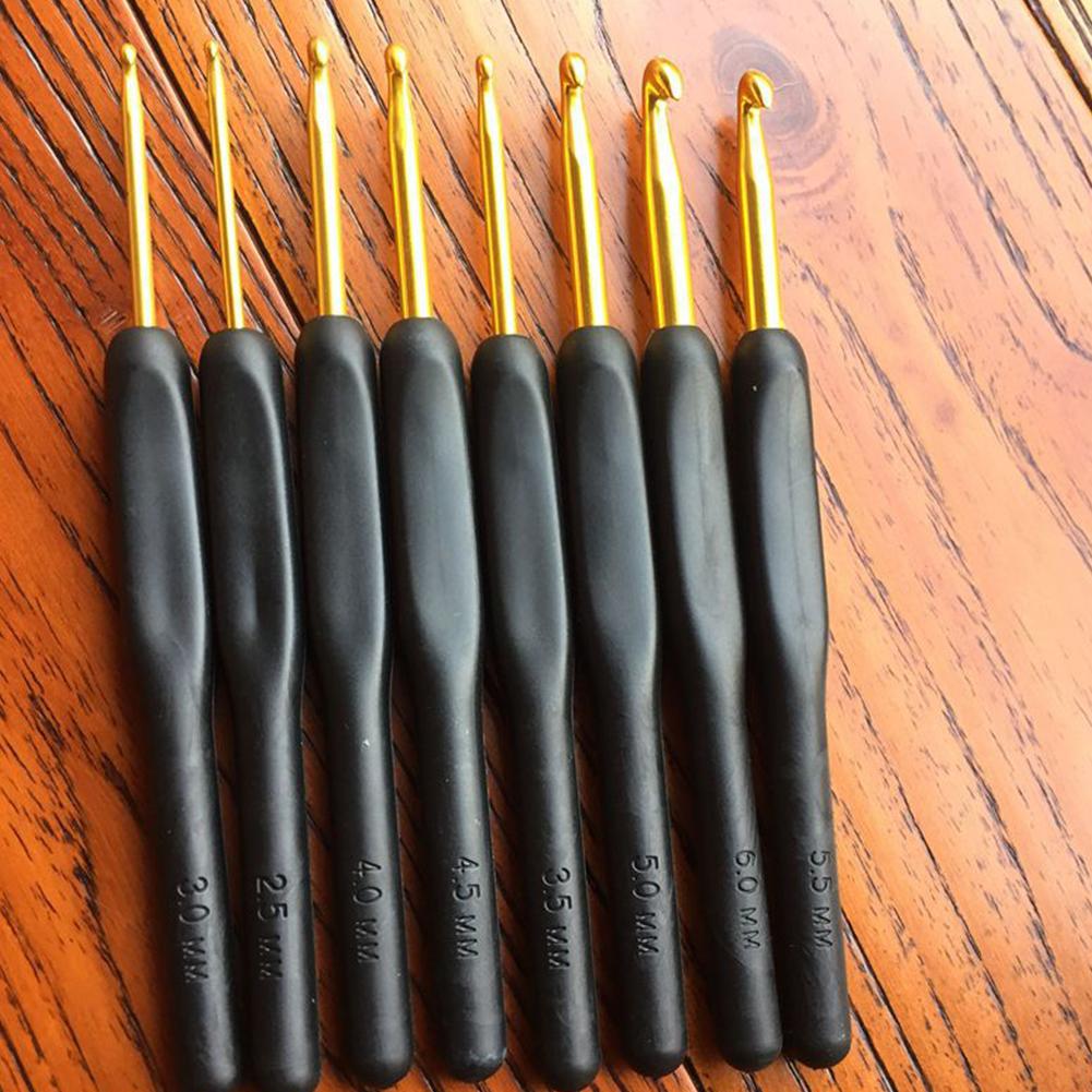 

8pcs Handmade Crochet Hook Set Soft Handle Stitches Sewing Tool Home Knitting Needles Aluminum Alloy Grip DIY Ergonomic Portable темно-зелений колір