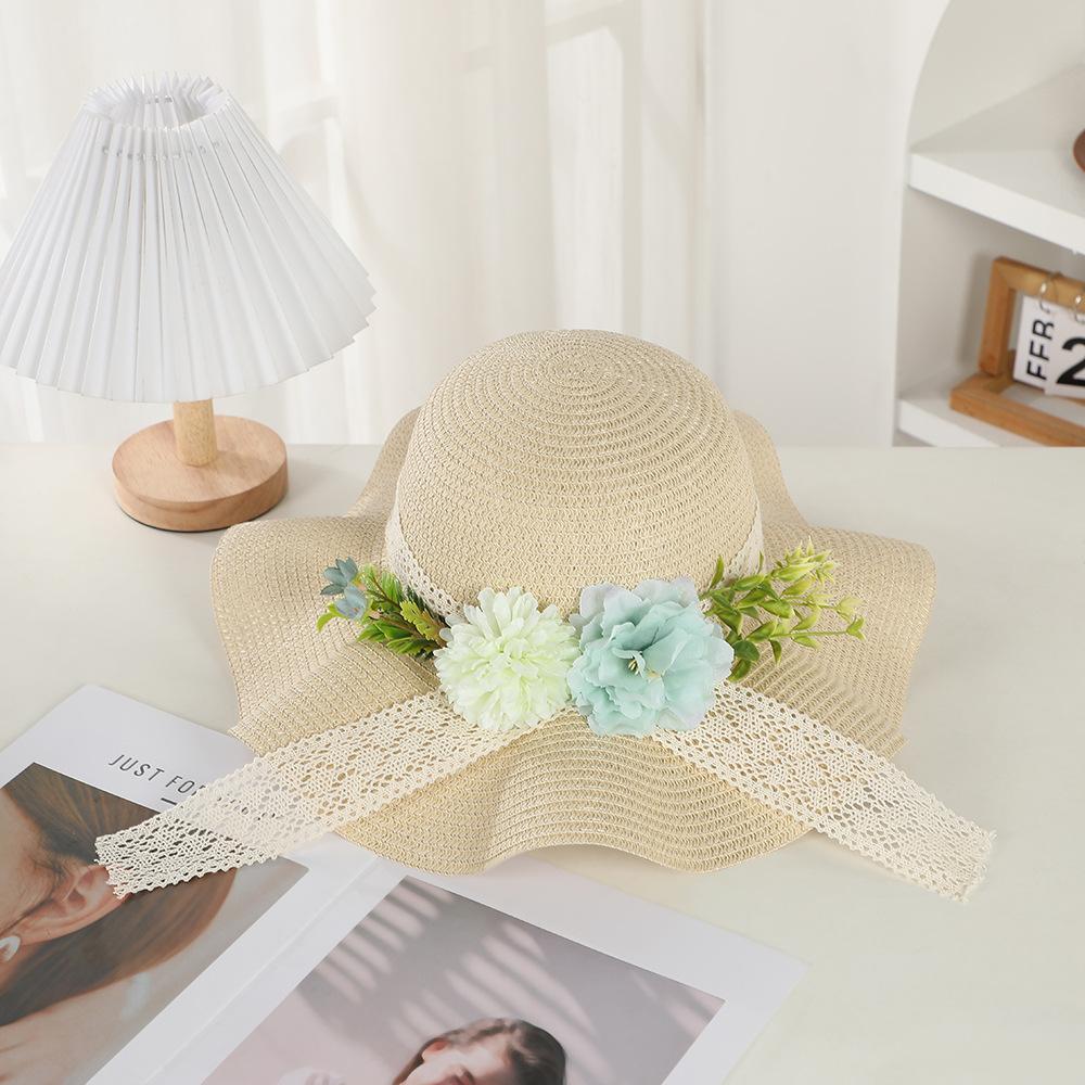 Early spring new beach travel sunscreen hat fashionable flower summer UV protection sunshade straw hat
