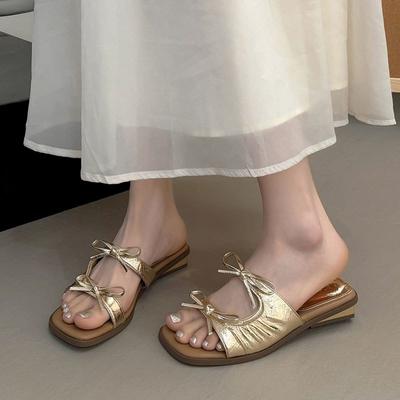 French Square Head One-word Slippers Women's Summer Wear 2025 New Foreign Style High Value Light Skirt Low Heel Cool Slippers