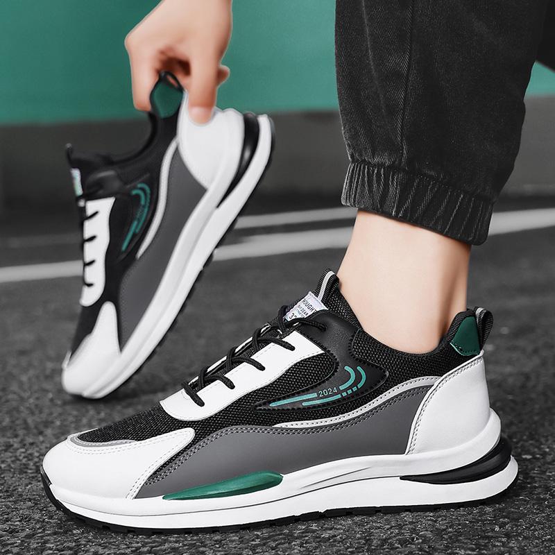 Autumn/Winter Men's Waterproof Leather Shoes Sports Fleece-Lined Casual Sneakers Breathable Rubber Sole Open-Laced Shoes