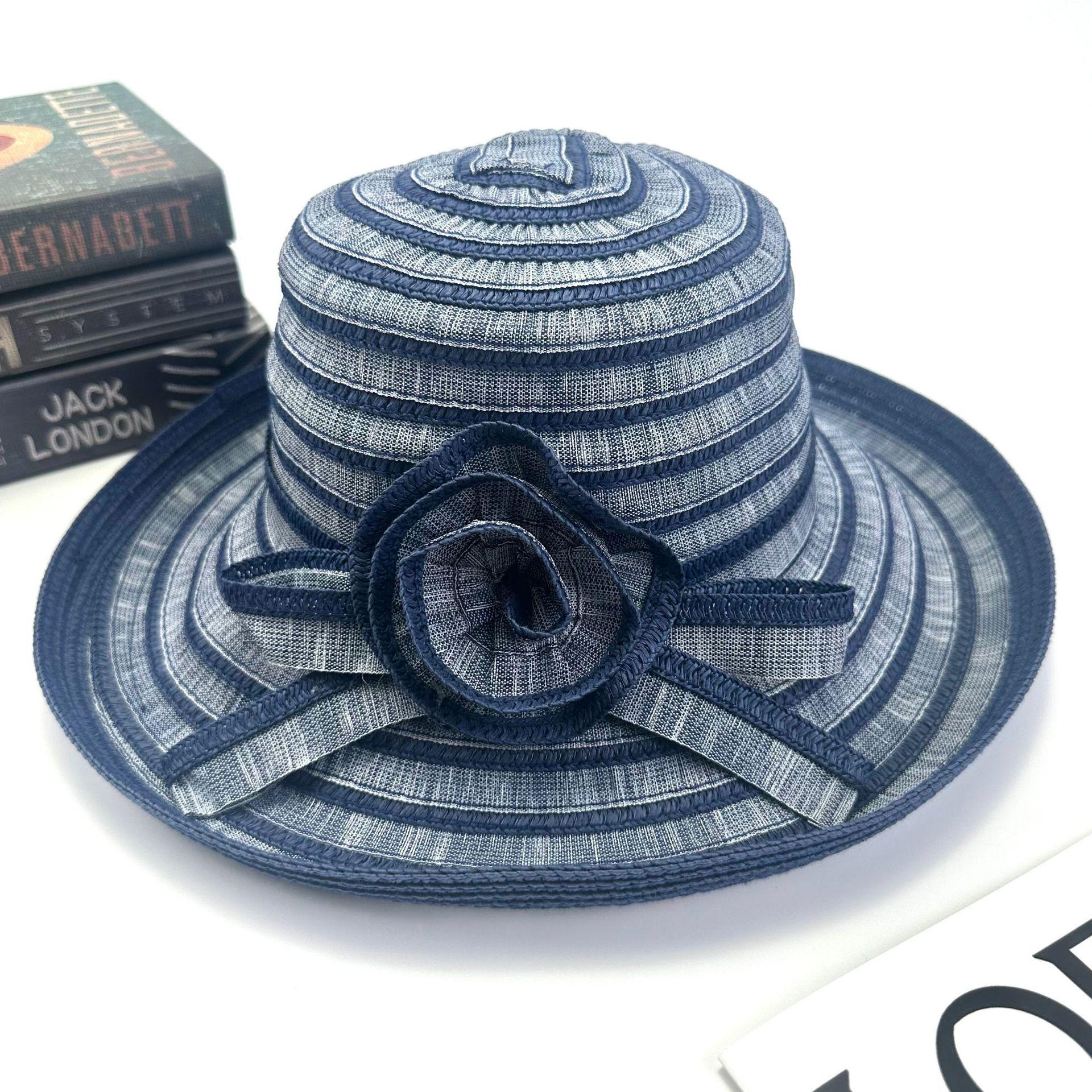 

Striped Splicing Rose Simple Casual Large Brim Straw Hat Outdoor Girls Travel Sunscreen Hat M（56-58cm） темно-синього кольору