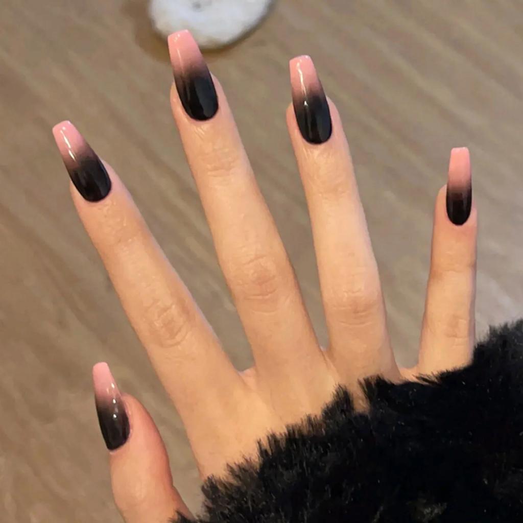 24pcs Glossy Black Fake Nails Set Press On Nail Tips Solid Color Long Stiletto Removable Artificial Nails Decoration Nail Art