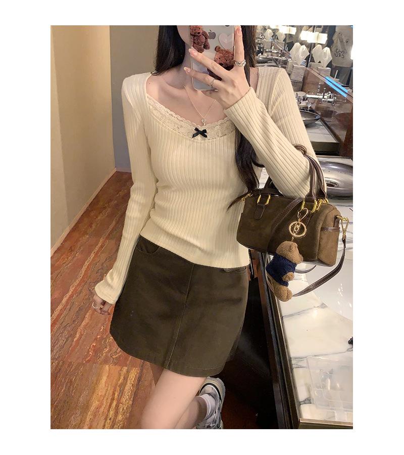 Women's Lace Bow Base Layer Top, Long-Sleeve Slim Fit, Flattering Shoulders - Perfect for Autumn/Winter Wear