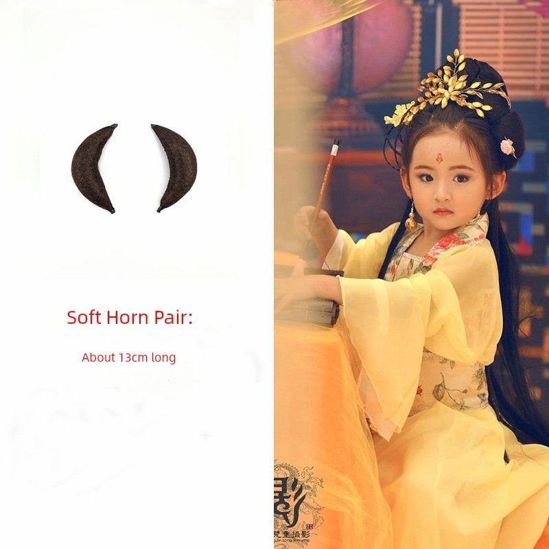 

Kids Performance Dunhuang Kweichow Moutai Dance Wig Headdress Combination Pipa Dance Bun Cute Ancient Costume Style Hair Bag Black 13cm soft horn pair