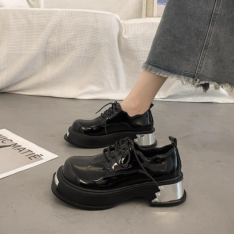 

Ретро туфли на толстой подошве из маленькой кожи для женской весны и осени, туфли-лодочки с глубоким вырезом, новый дизайн, черные 40