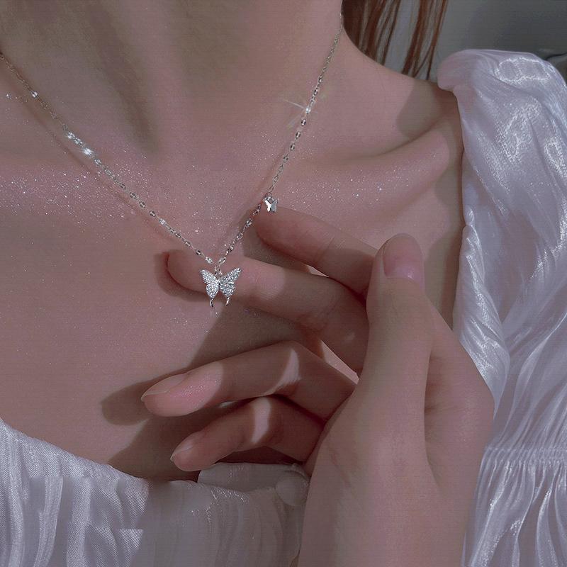 Butterfly Necklace Girls Light Luxury High Sense Year Niche Design Sweater Chain Collarbone Chain